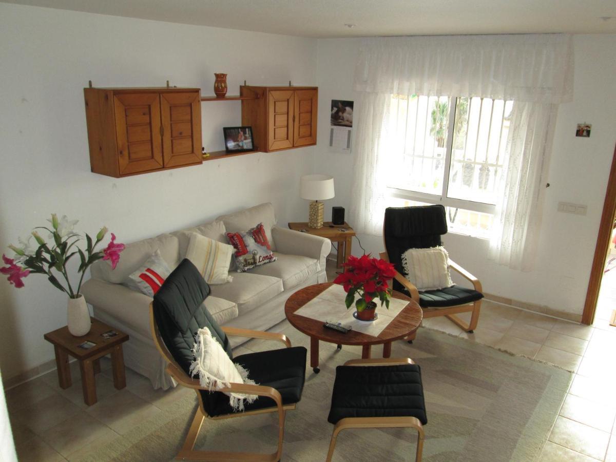 Casa Yvonne Villa โรฮาเลส ภายนอก รูปภาพ