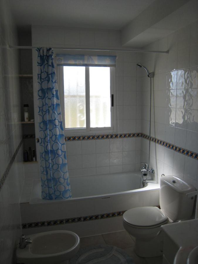 Casa Yvonne Villa โรฮาเลส ภายนอก รูปภาพ